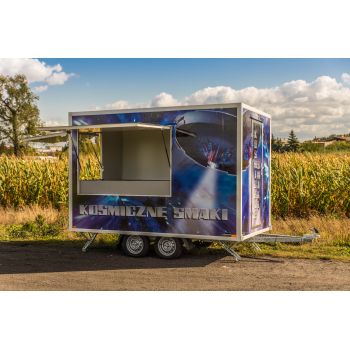 25.18.212 BETA Przyczepa gastronomiczna handlowa Food Truck 3,5 m 2 okna 2 osie NH DMC 750 kg 3,5 m okleina meble elektryka lodówka Nowim